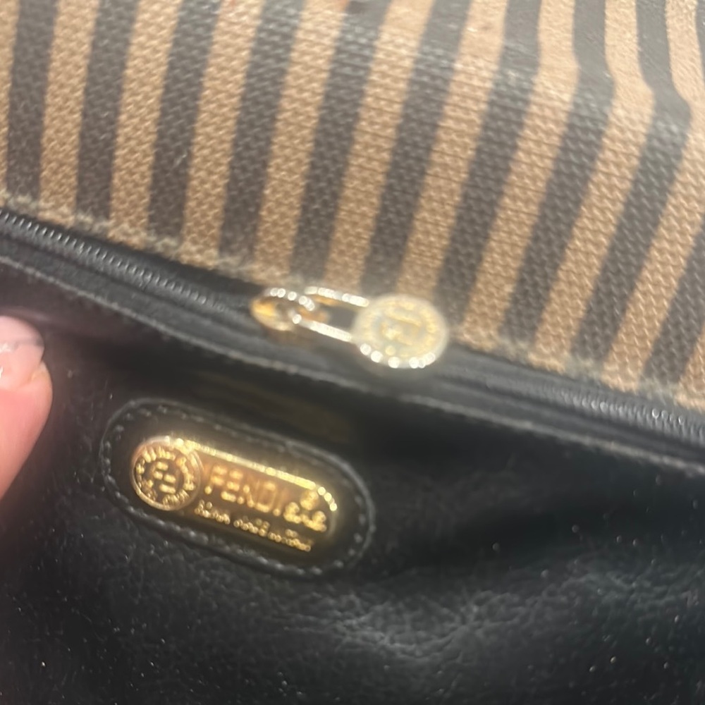 Vintage Fendi Brown and Black Crossbody Bag with Striped Design - Picture 4 of 4